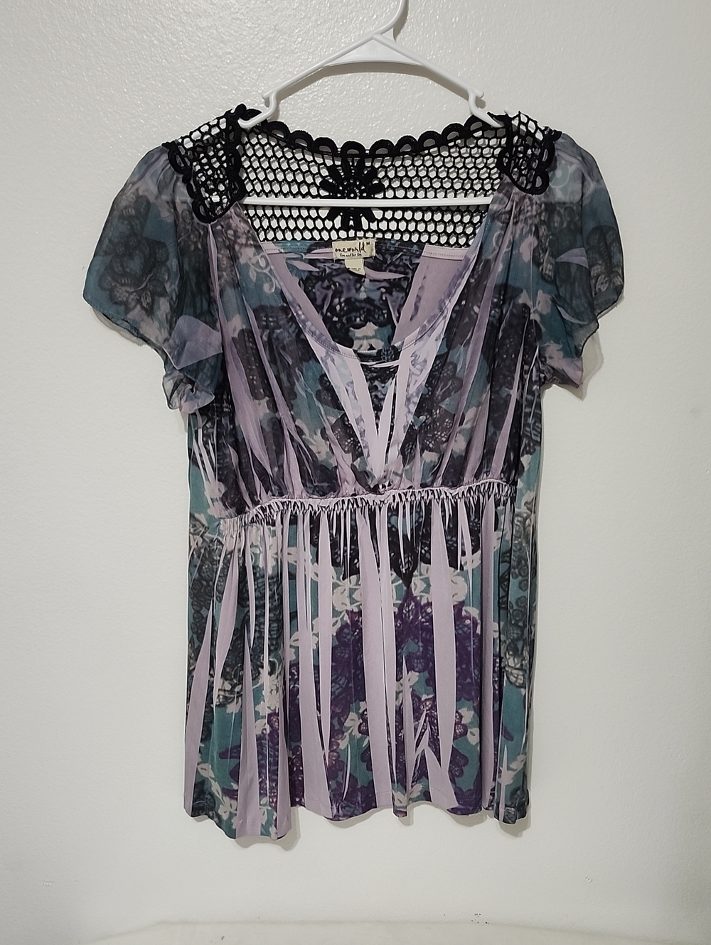 One World Vintage Style Lavender & Teal Floral Crochet Yoke Women’s Top